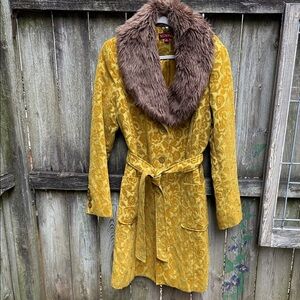 Merona Mustard Brocade Trench Coat with  detachable Faux Fur Collar